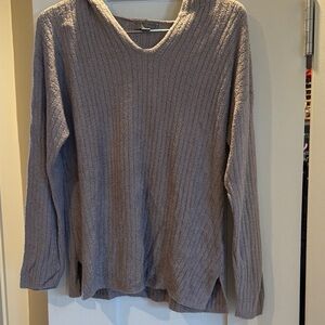 Women's barefoot dreams V-Neck Ribbed Sweater - color is tan